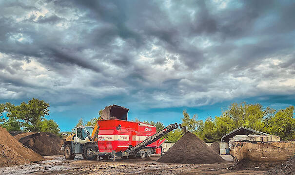 Siebarbeiten Erden und Substrate